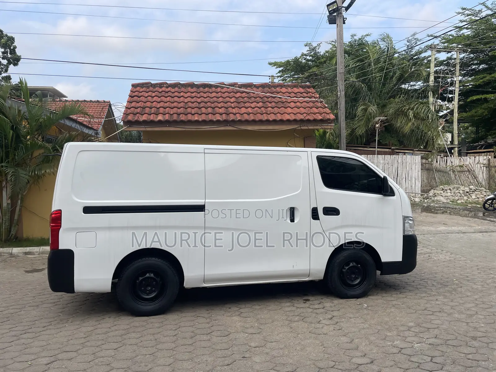 Nissan NV350 2016 White
