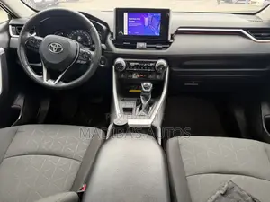 Toyota RAV4 XLE AWD 2023 Black