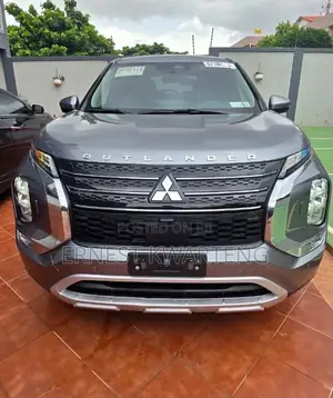 Mitsubishi Outlander 2024 Gray
