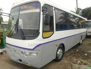 Hyundai Aero Town 2014 Grey