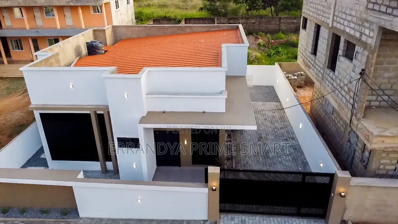 2bdrm Duplex in Amasaman for sale