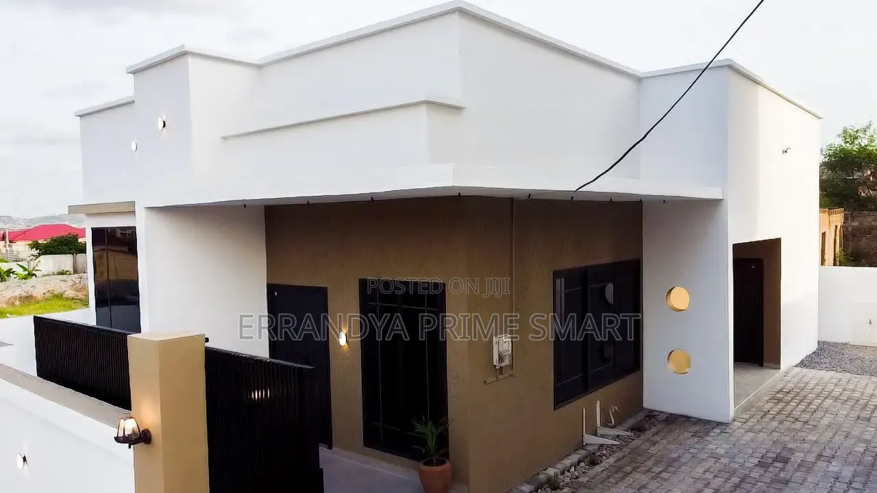 2bdrm Duplex in Amasaman for sale