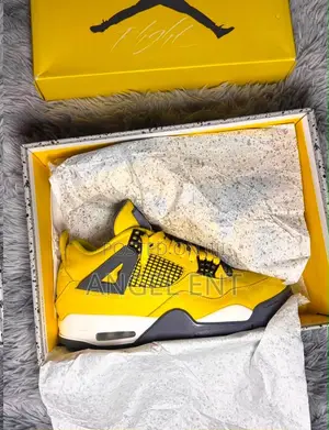 Air Jordan 4 Retro Lightning' Sneakers Available(Location:Adum Kumasi)