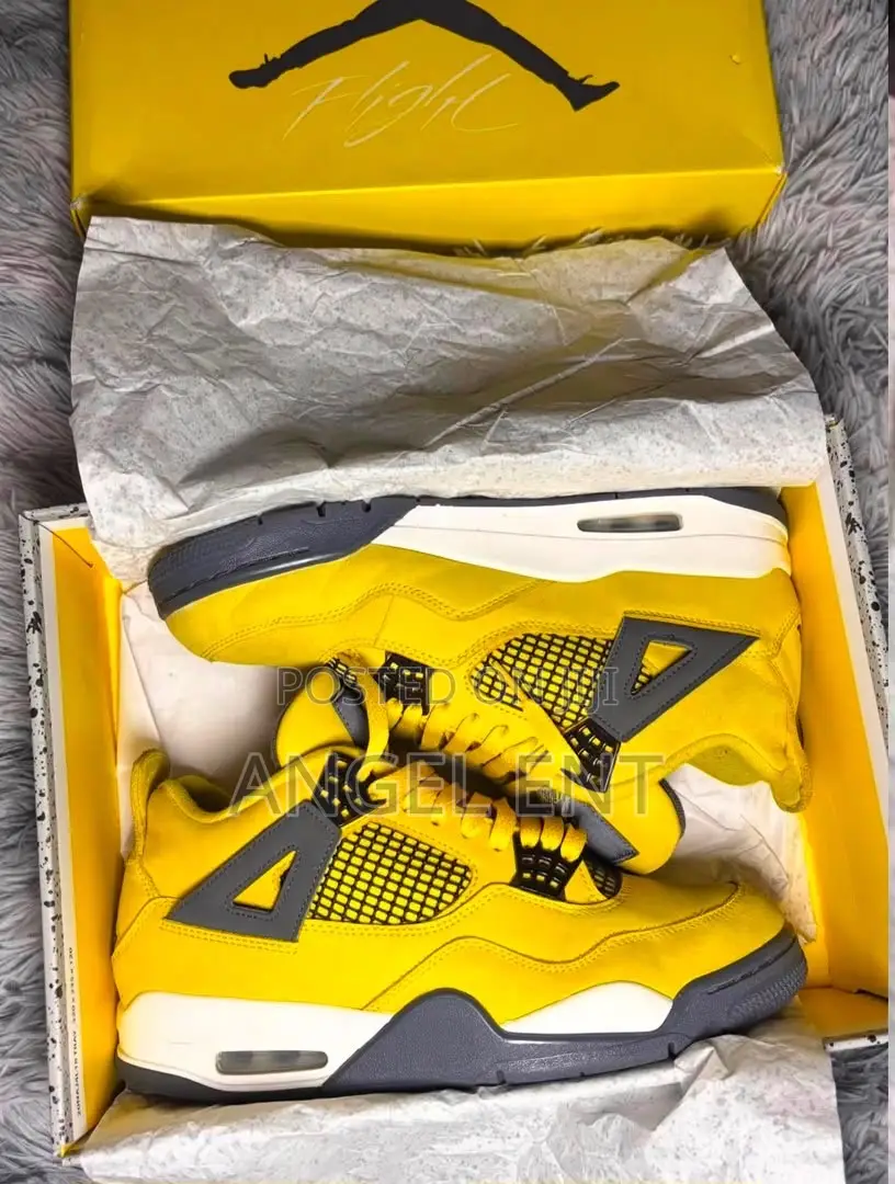 Air Jordan 4 Retro Lightning' Sneakers Available(Location:Adum Kumasi)