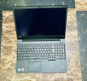 Laptop Lenovo ThinkPad E580 16GB Intel Core i7 HDD+SSD 512GB