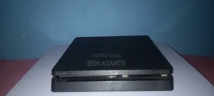 PS4 Slim 500GB Jailbroken + 1 Controller + 7 Games