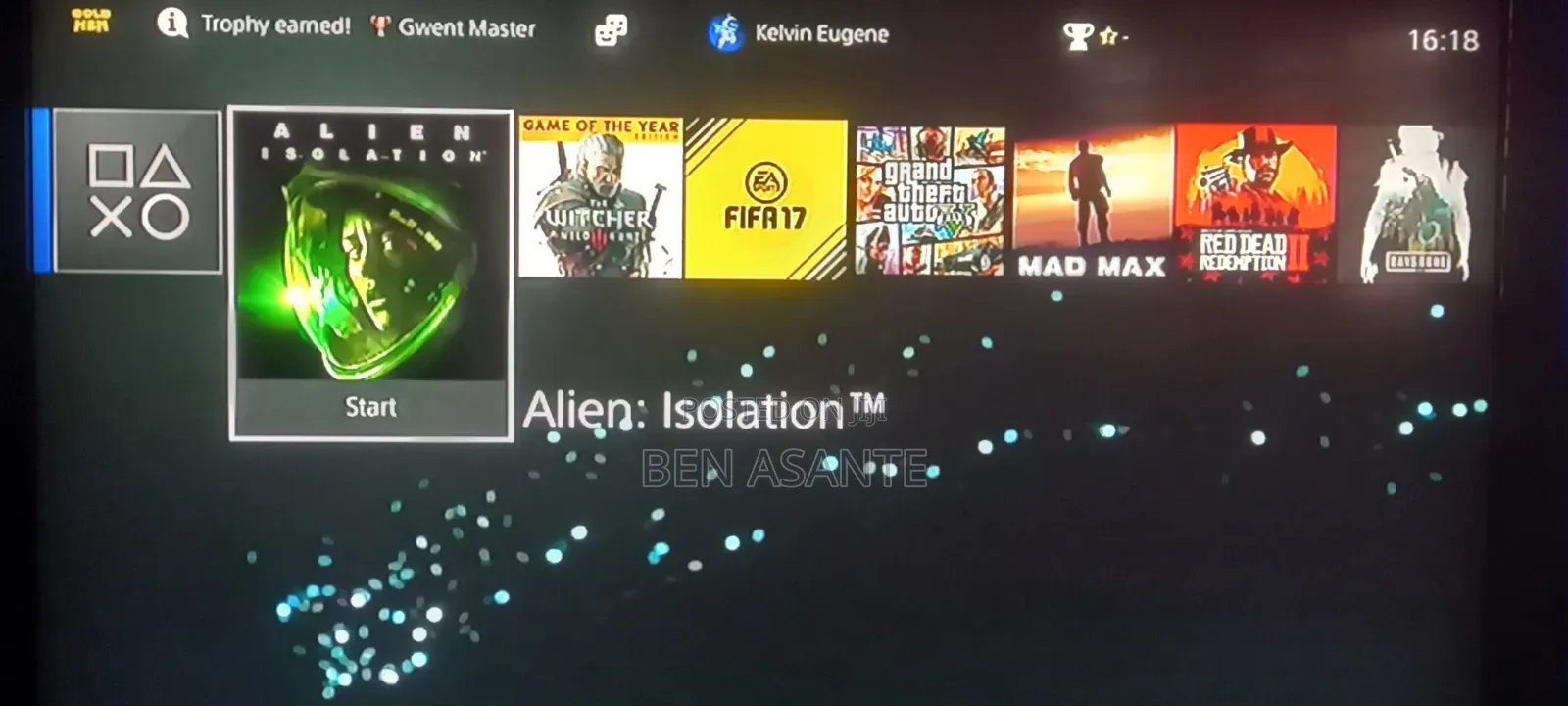PS4 Slim 500GB Jailbroken + 1 Controller + 7 Games