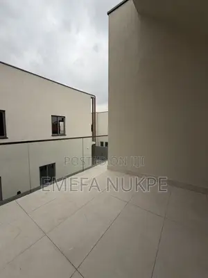 4bdrm House in Bawaleshie for rent