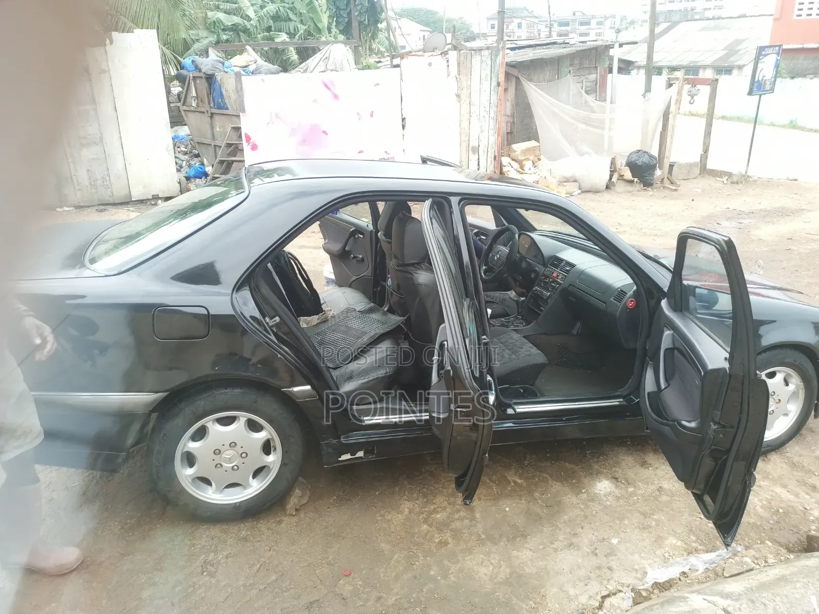 Mercedes-Benz C180 2001 Black