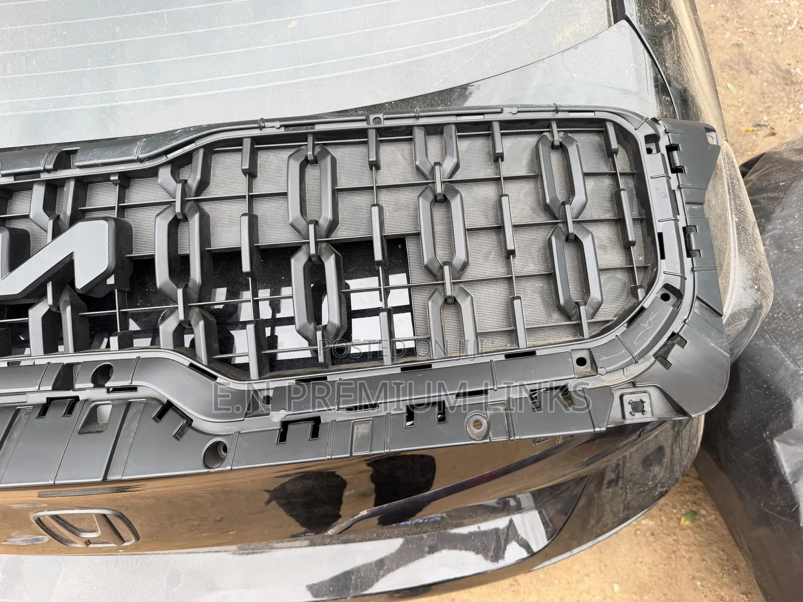 Kia Telluride Grille /Shell