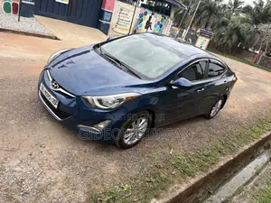 Hyundai Elantra Limited Sedan FWD (1.8L 4cyl 6A) 2016 Blue