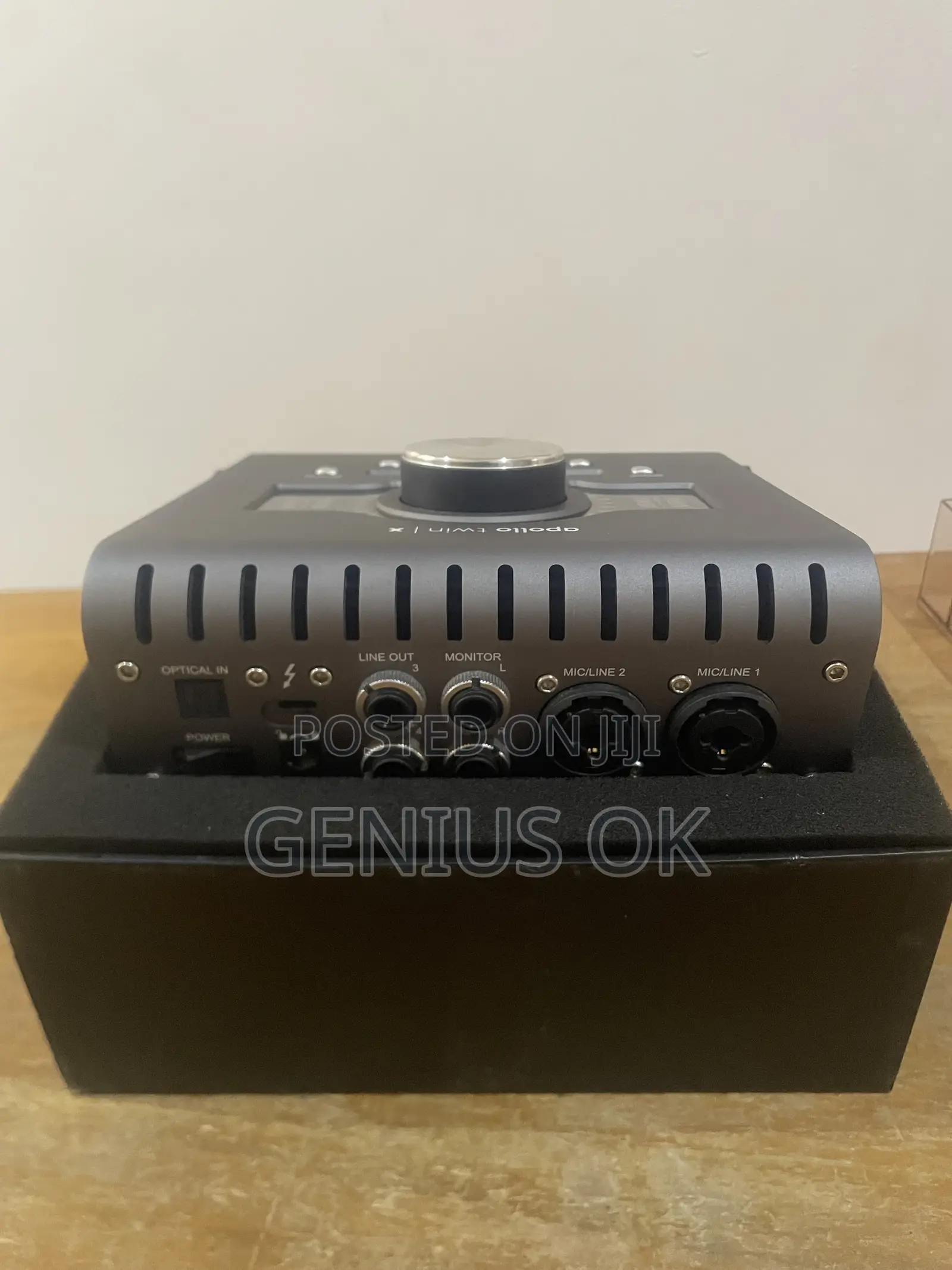 Universal Audio Apollo Twin X Dual Core Thunderbolt Audio (Like New)