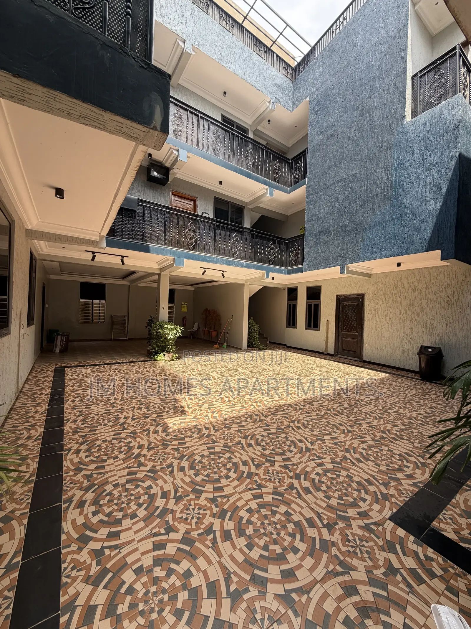 Daily Short Stay – Modern 2 Bedroom Apartment, Tema Comm 25