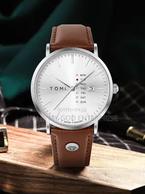 Tomi Trendy Men's Watch Quartz Business Watch With Leather Strap