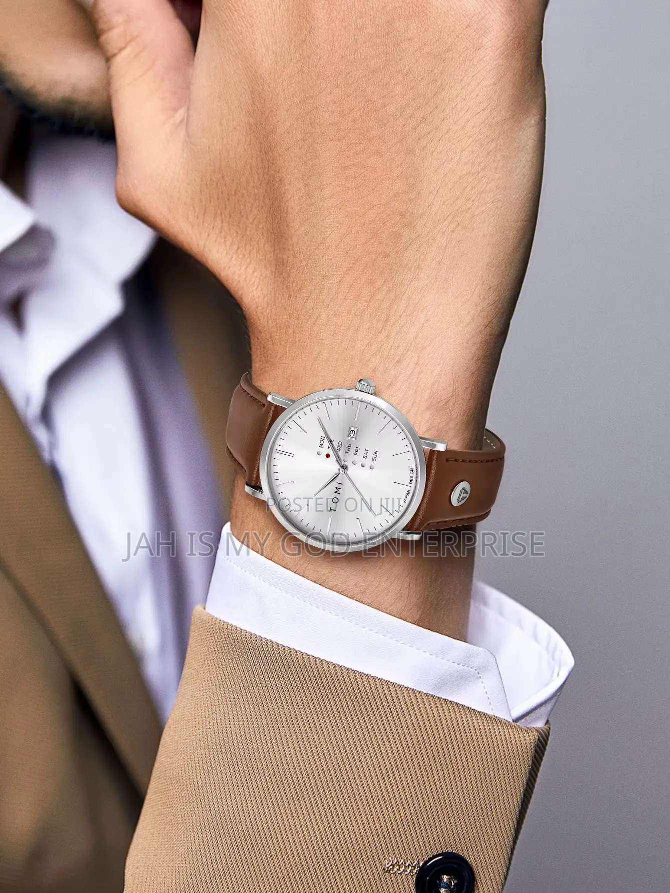 Tomi Trendy Men's Watch Quartz Business Watch With Leather Strap