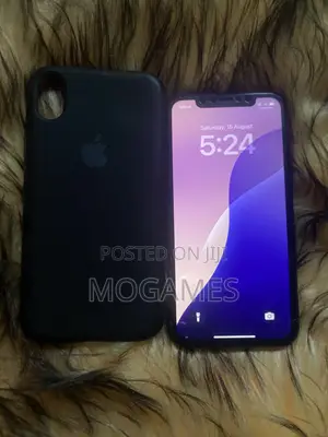 Apple iPhone XR 64 GB Black