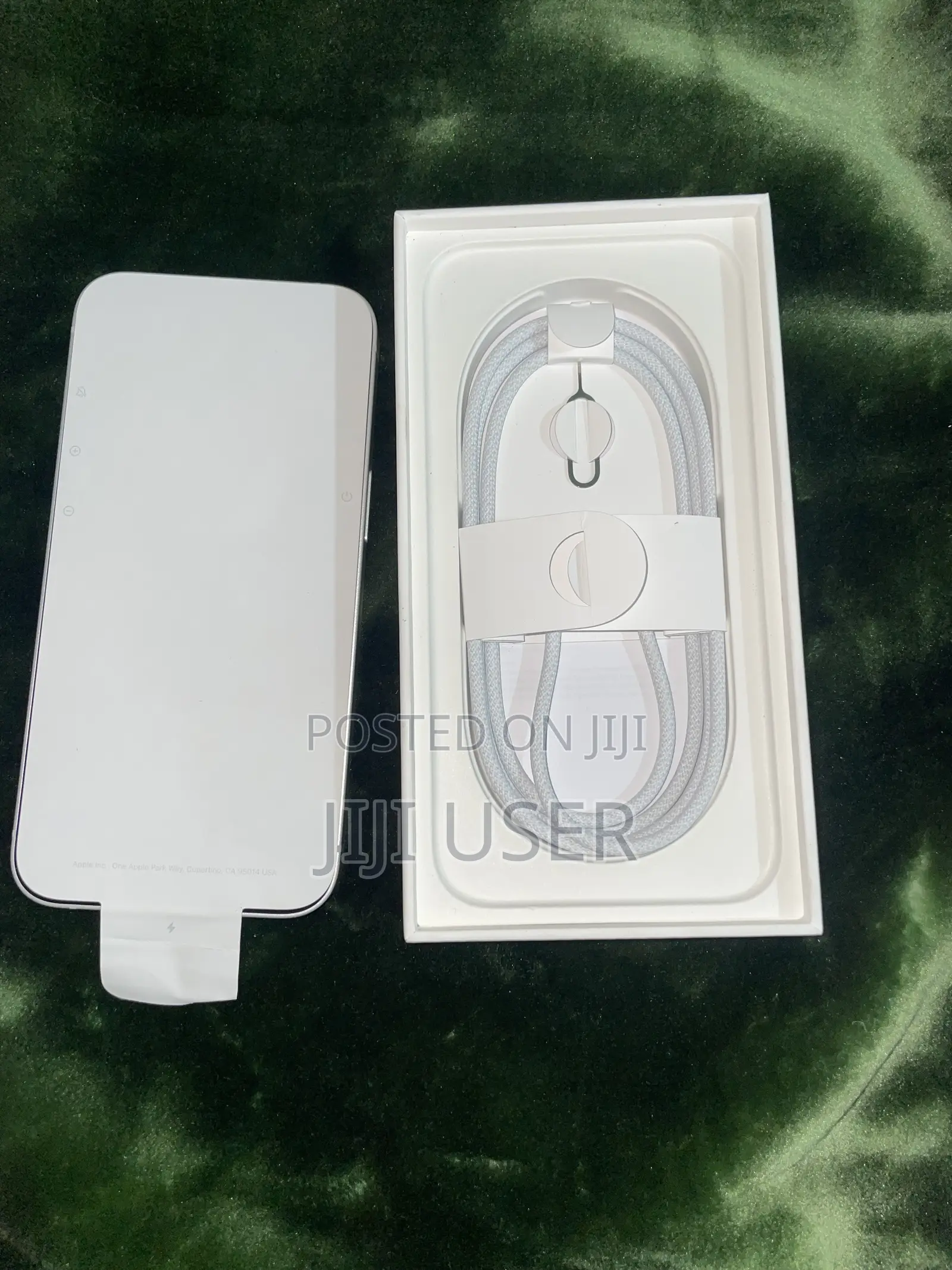 New Apple iPhone 16e 128 GB White