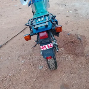Yamaha 2018 Blue