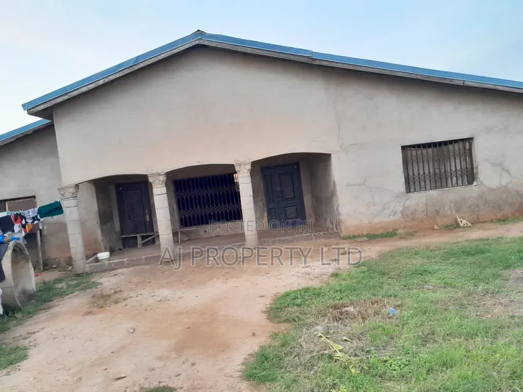 4bdrm House in House For Sale At, Community 25 for sale