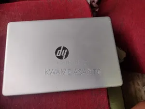 Laptop HP 15-dy2075tg 8GB Intel Core i3 HDD+SSD 500GB