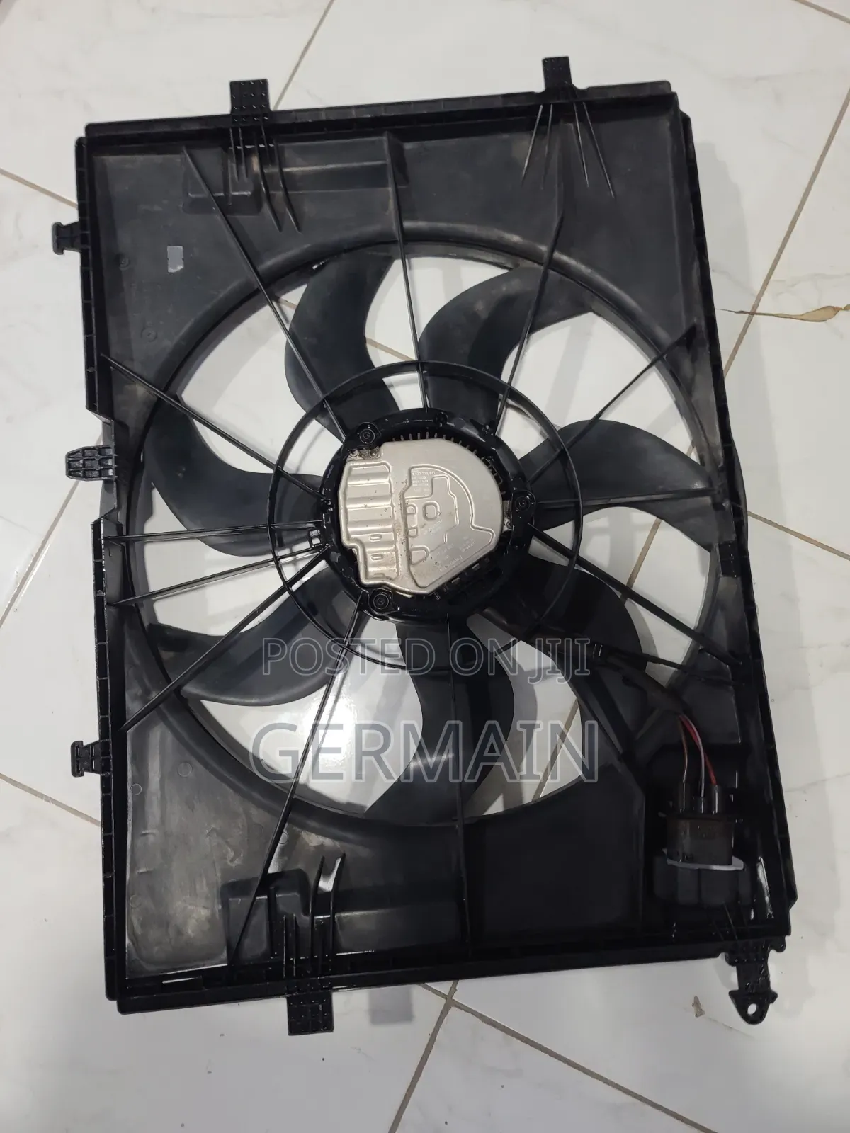 Mercedes-Benz C300 Engine Fan