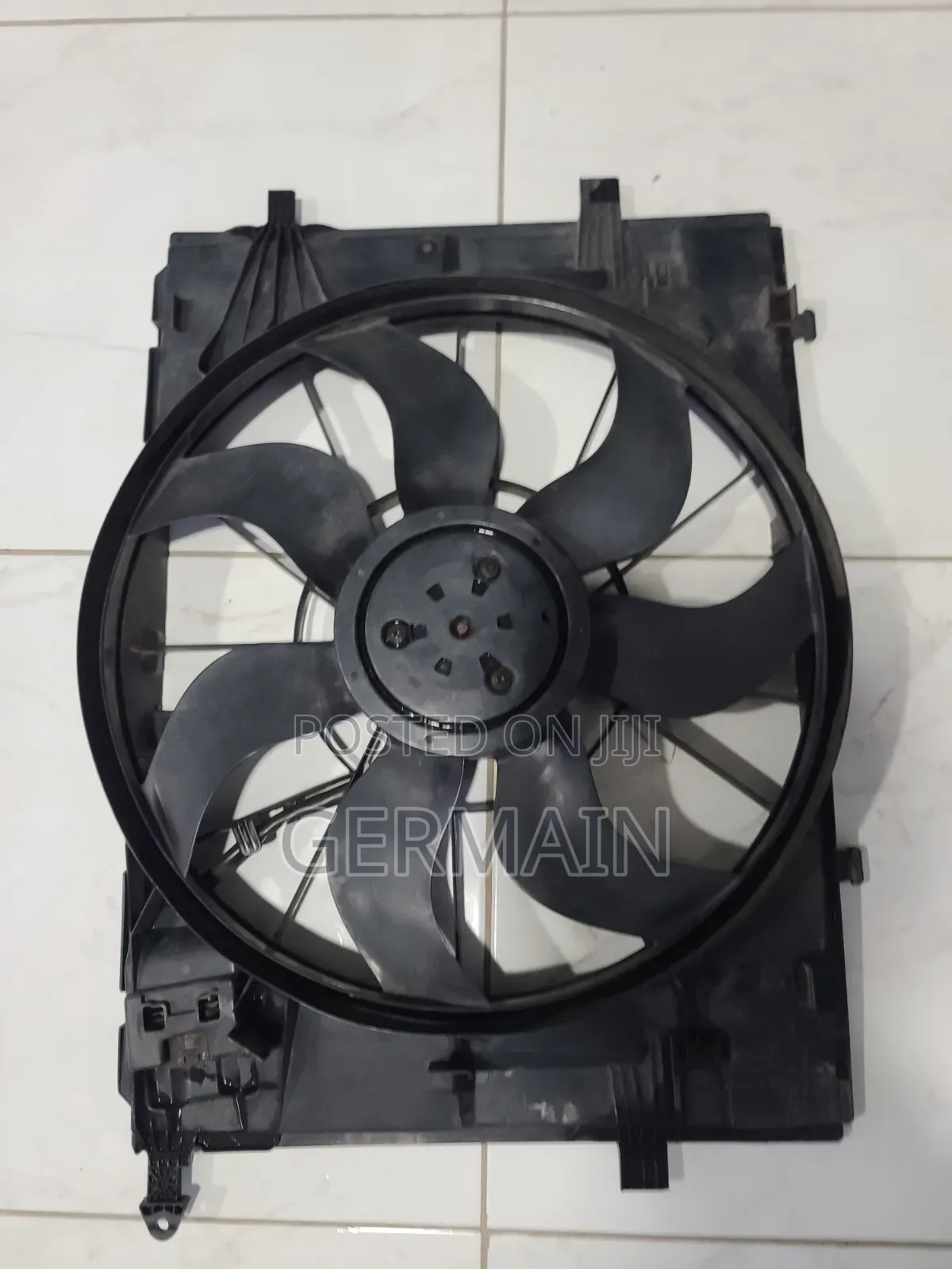 Mercedes-Benz C300 Engine Fan