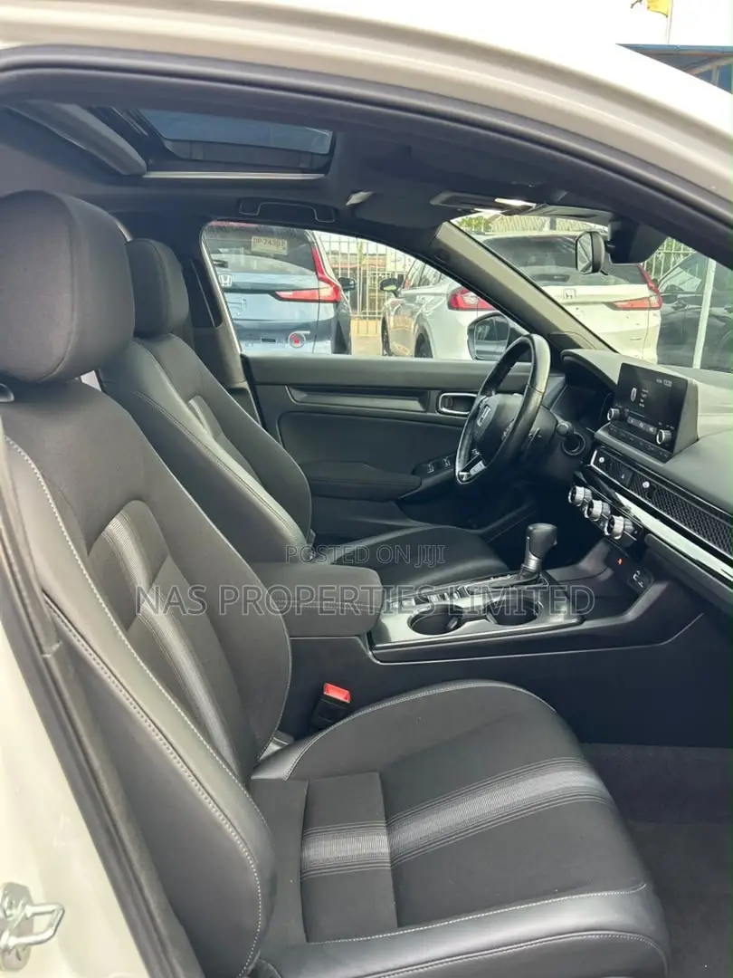 Honda Civic Sport CVT 2024 White