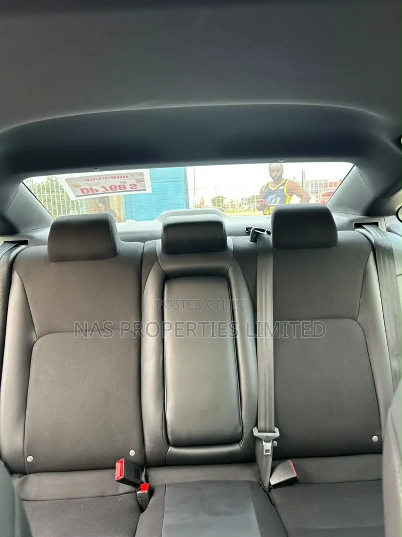 Honda Civic Sport CVT 2024 White