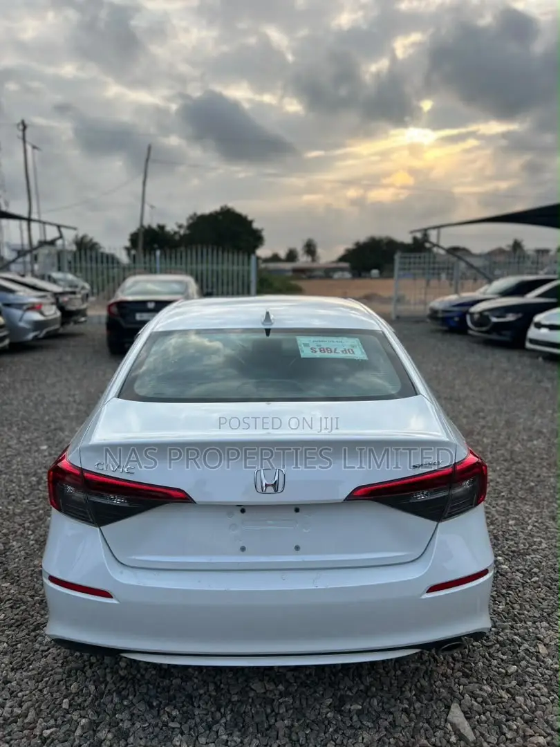 Honda Civic Sport CVT 2024 White