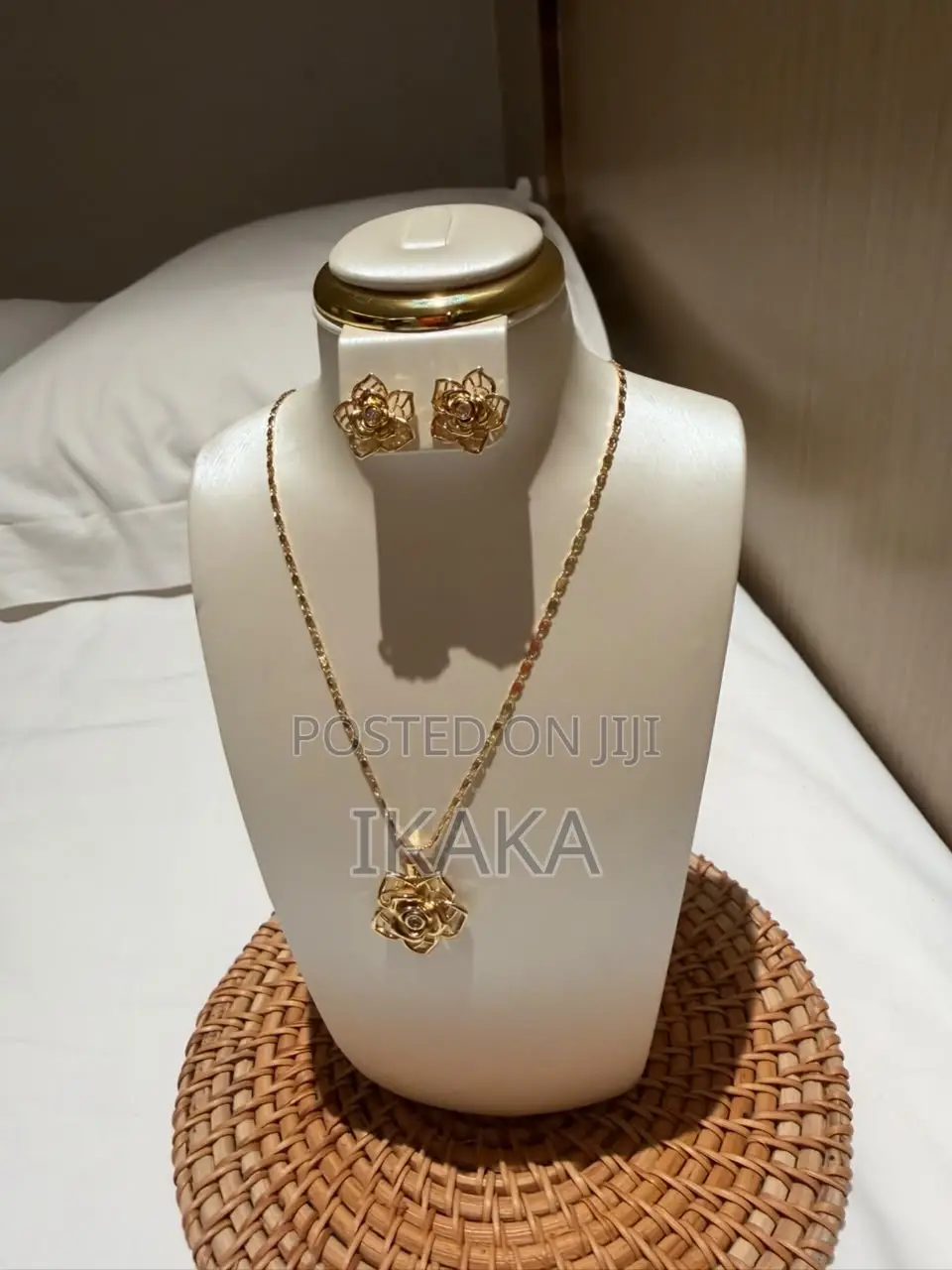 Women Jewelries