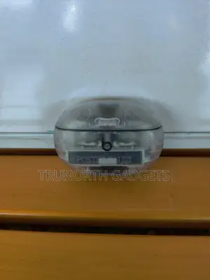 Beats Studio Buds-Transperant