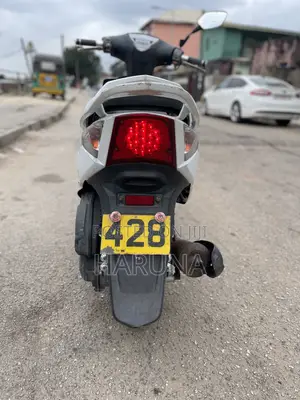 Kymco 2021 White