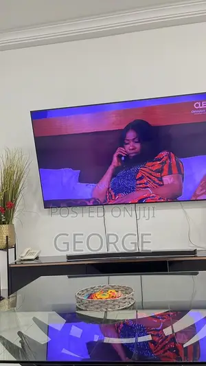 Samsung 75 Inches Smart TV