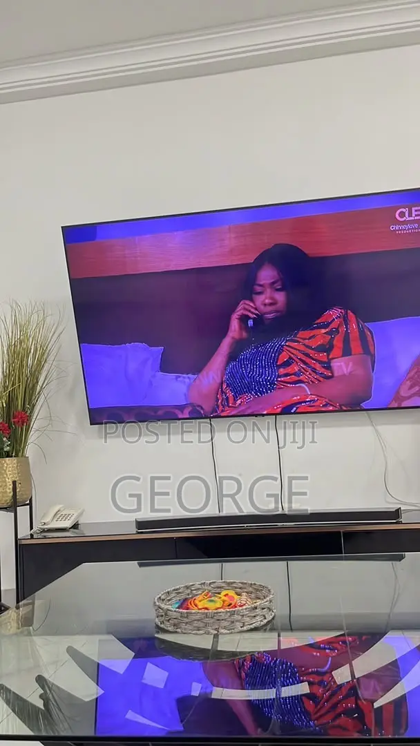 Samsung 75 Inches Smart TV