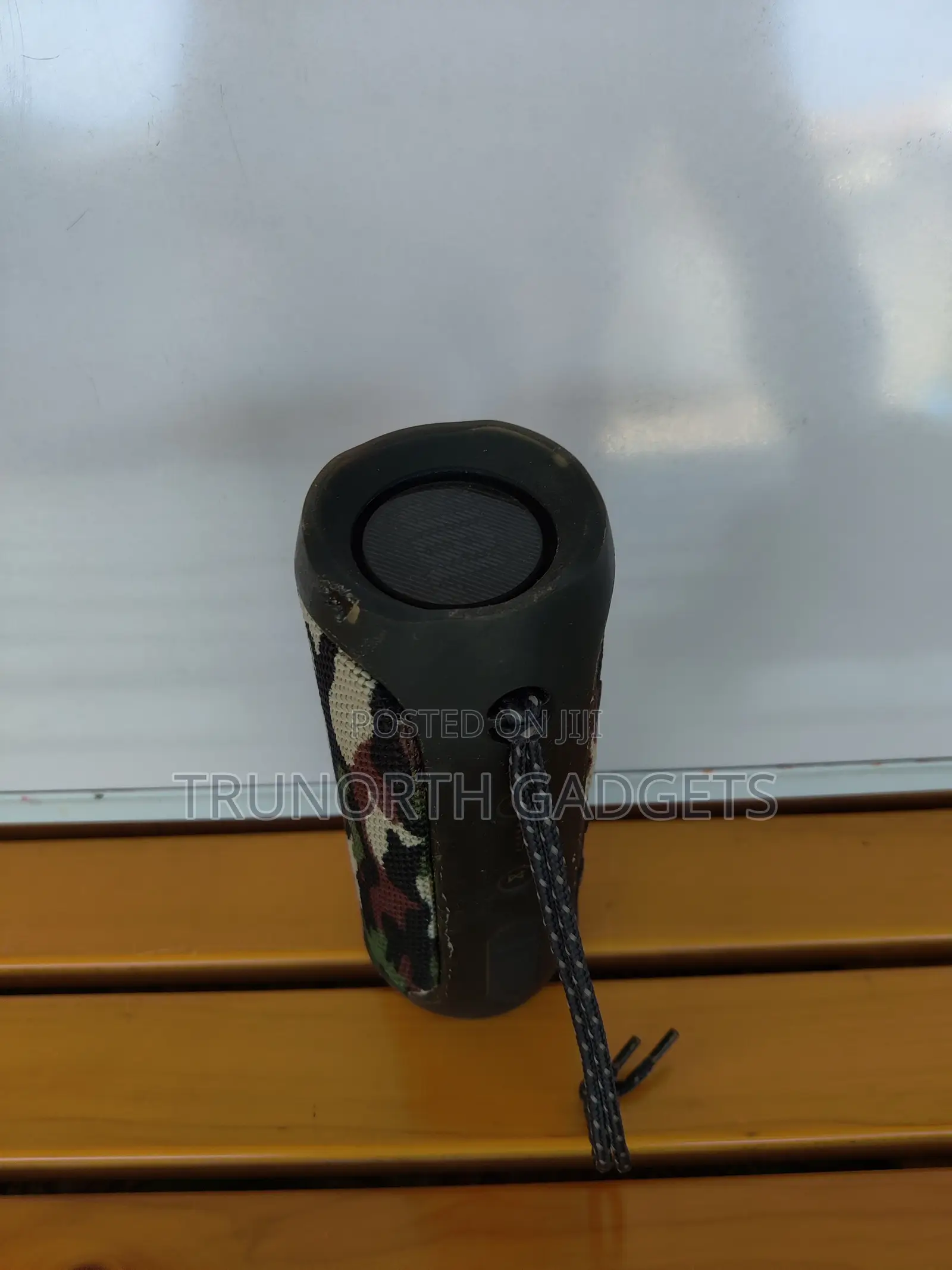 JBL Flip 4