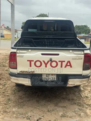 Toyota Hilux Revo Double Cab Deisel 2.8 AWD 2022 White
