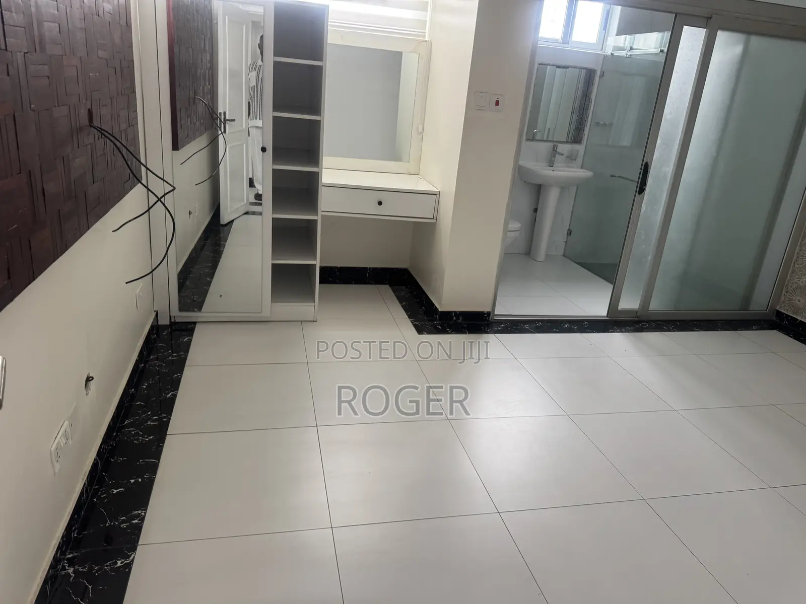 5bdrm Mansion in Cantonment, Cantonments for rent