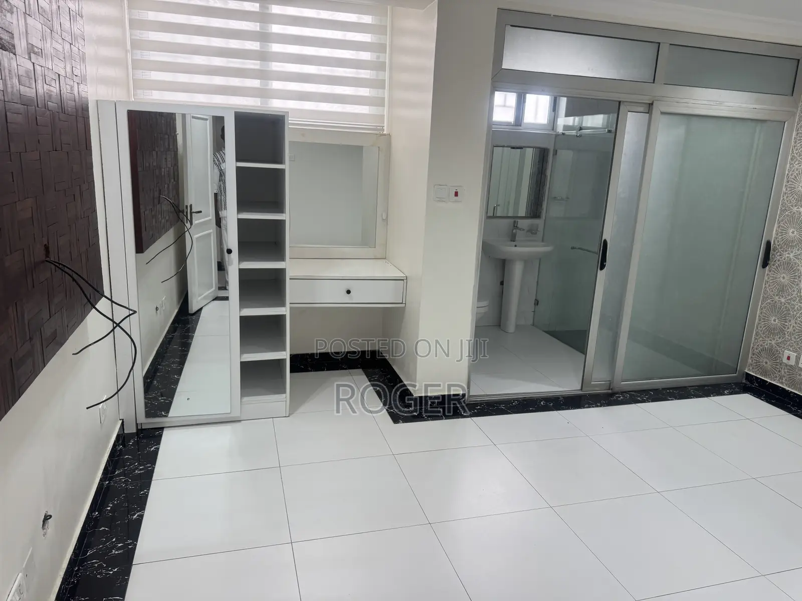 5bdrm Mansion in Cantonment, Cantonments for rent