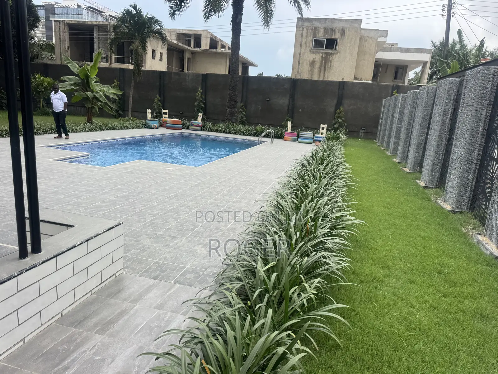 5bdrm Mansion in Cantonment, Cantonments for rent