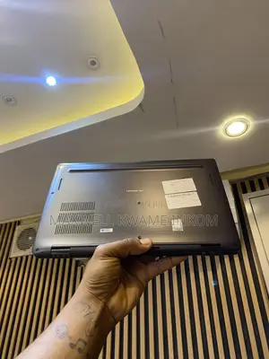 Laptop Dell Latitude 7420 32GB Intel Core i7 SSD 512GB