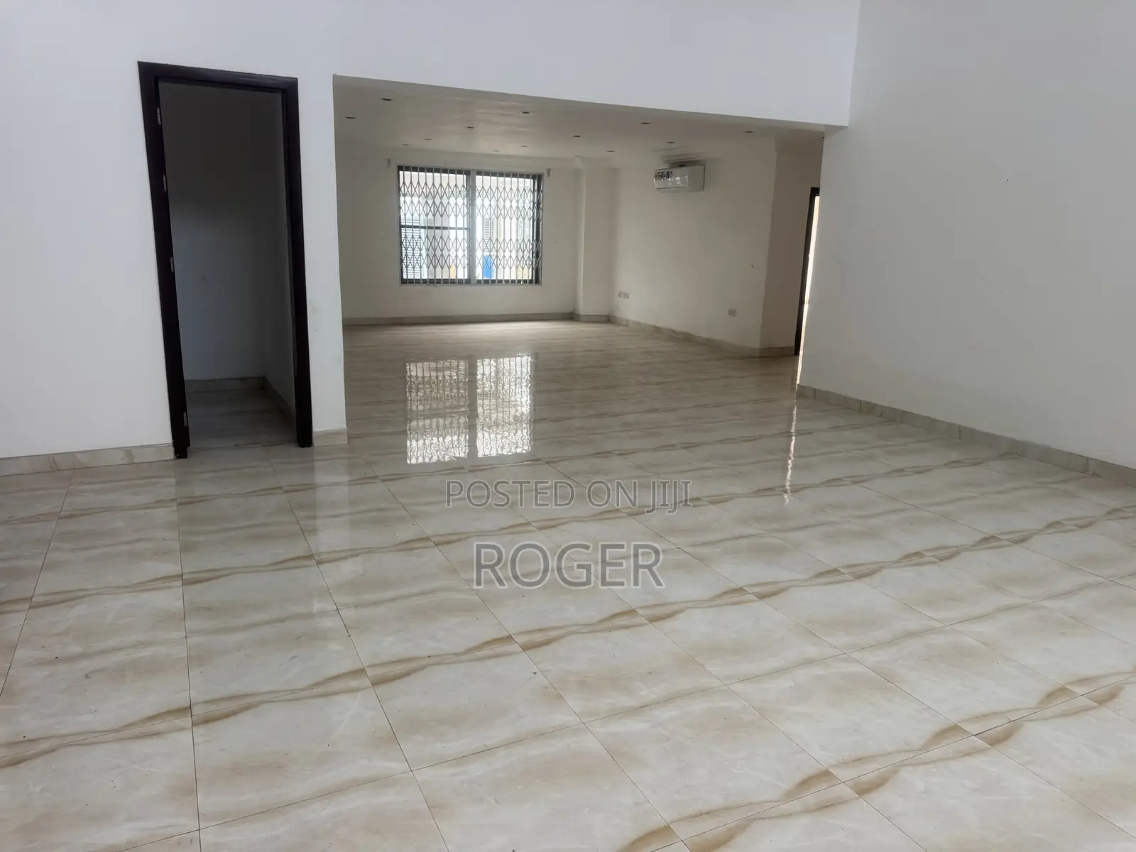 8bdrm Mansion in Cantonment, Cantonments for rent