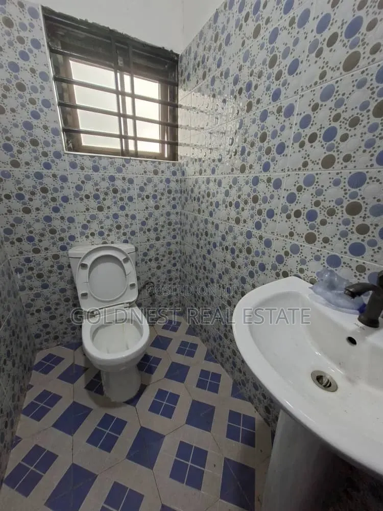 2bdrm Apartment in Around Ayi Mensah, Oyarifa for rent