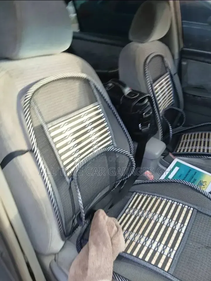 Toyota Corolla 2017 Silver