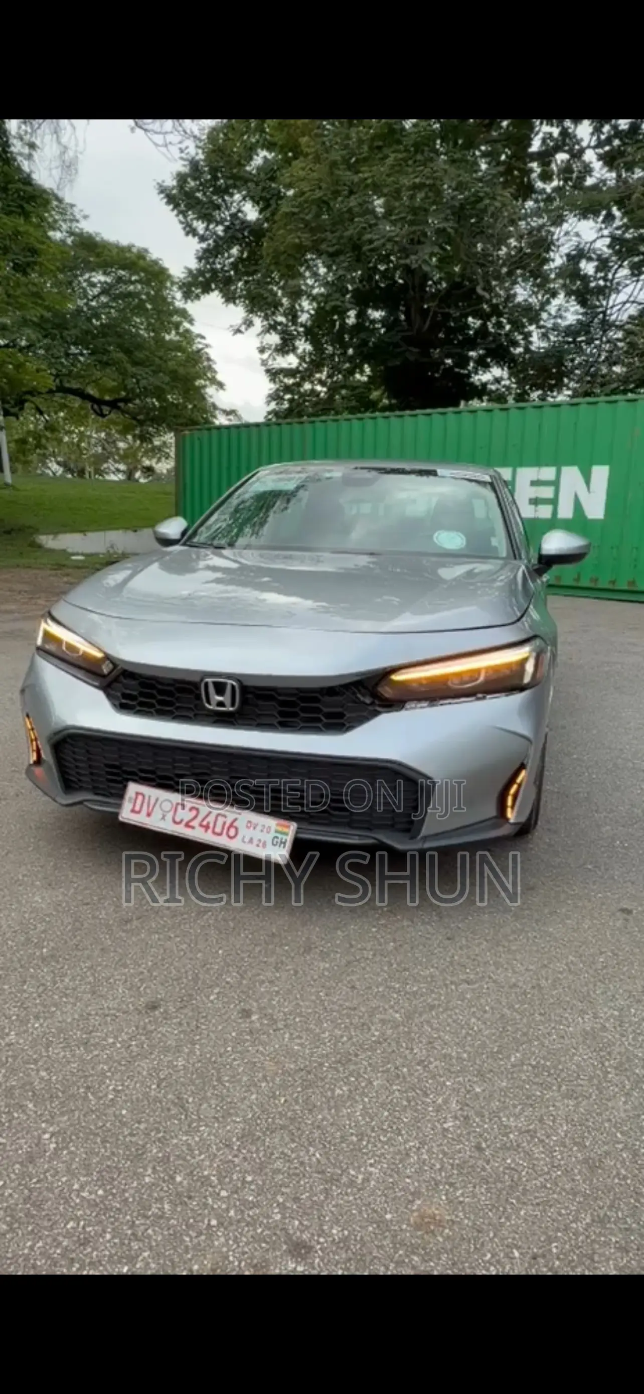 Honda Civic 2025 Silver