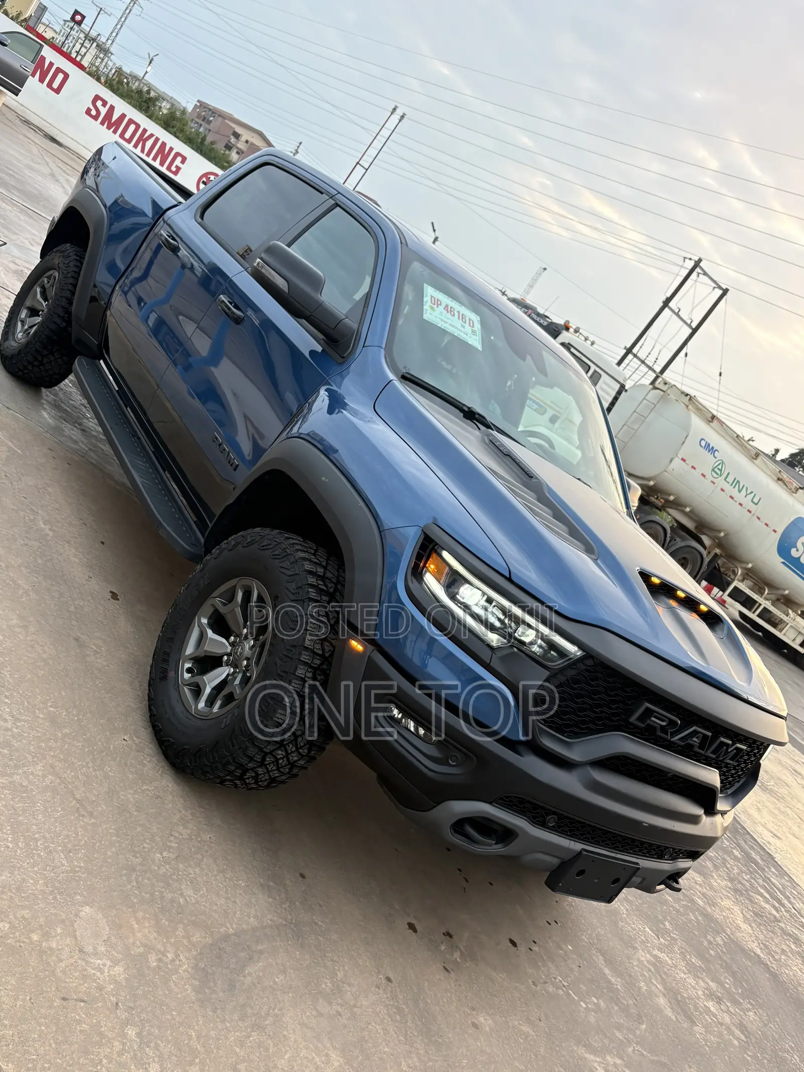 RAM 1500 TRX Crew Cab 4WD SB 2024 Blue