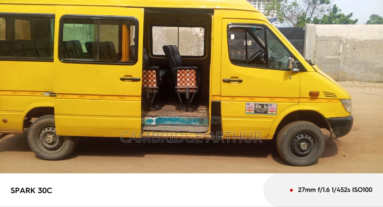 Mercedes-Benz Sprinter 2012 Yellow