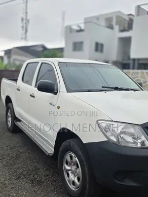 Toyota Hilux 2.5 D-4D 4X4 SRX 2009 Gray
