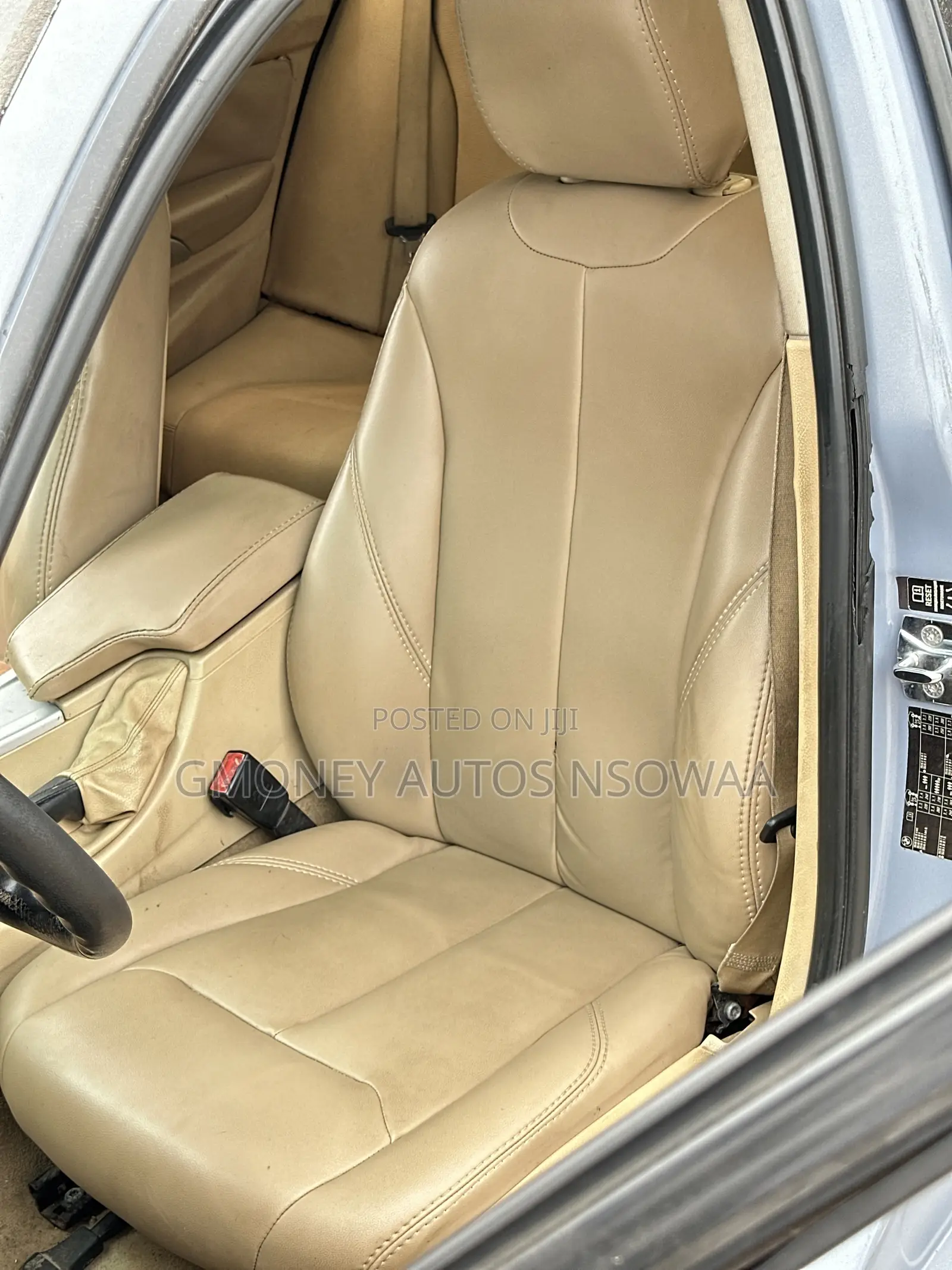 BMW 328i 2011
