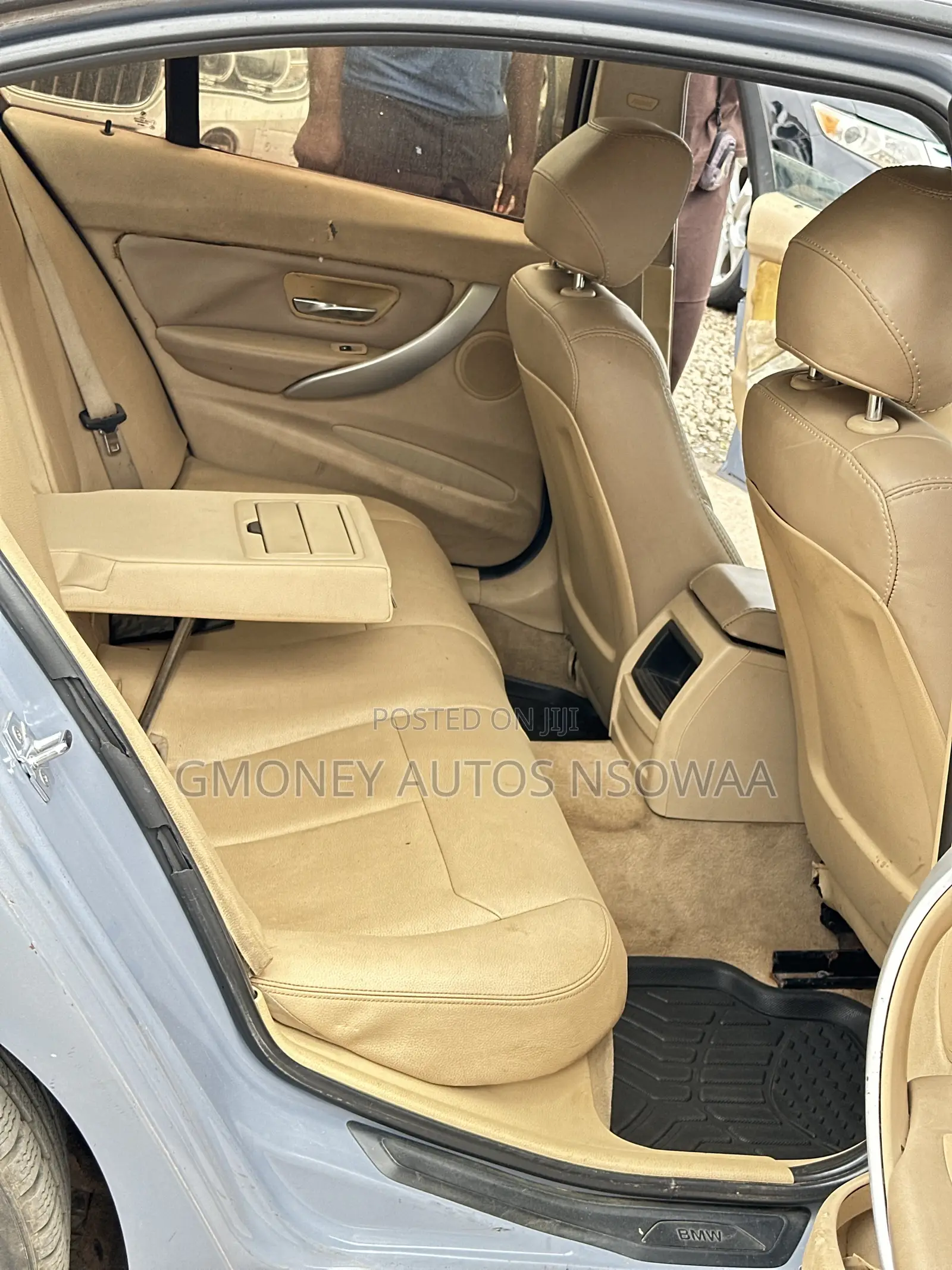 BMW 328i 2011