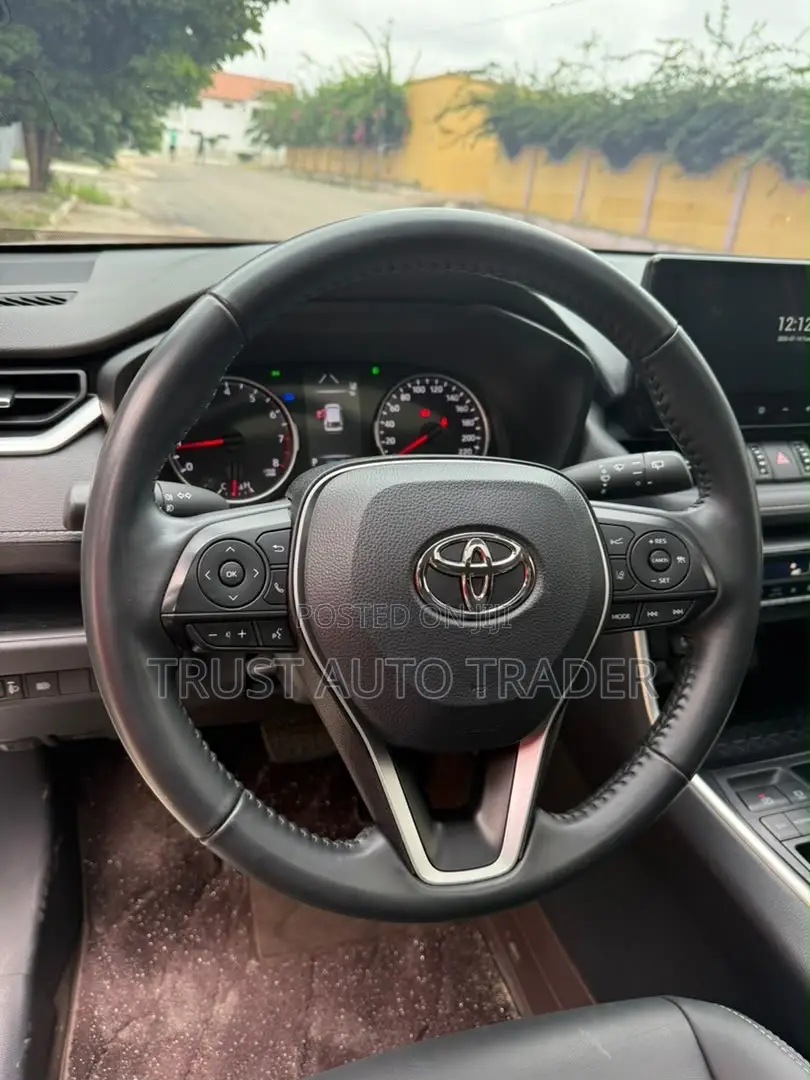 Toyota Highlander 2024 White